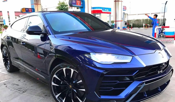Không kém cạnh Việt Nam và Campuchia, Lào cũng đã có siêu SUV Lamborghini Urus