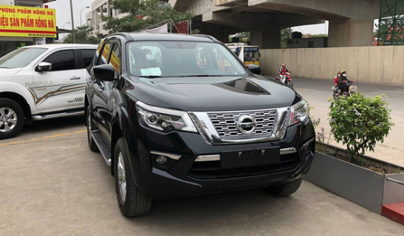 Nissan Terra bản số sàn máy dầu đã có mặt tại Hà Nội, giá khoảng 986 triệu đồng
