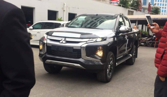 Xe bán tải Mitsubishi Triton 2019 lộ diện tại Hà Nội, giá lăn bánh tạm tính từ 786 triệu đồng