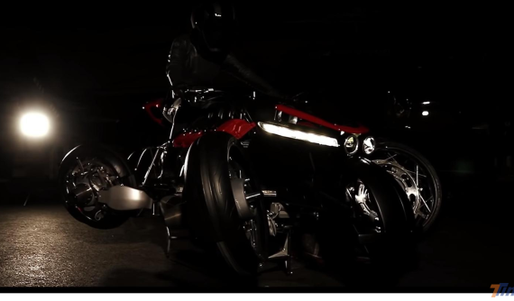 Siêu mô tô bay sử dụng động cơ phản lực sẽ được ra mắt vào đầu năm 2019 bởi Lazareth