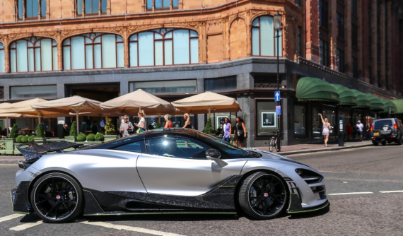 Siêu phẩm McLaren 720S đầu tiên trên thế giới mang bản độ Mansory đình đám