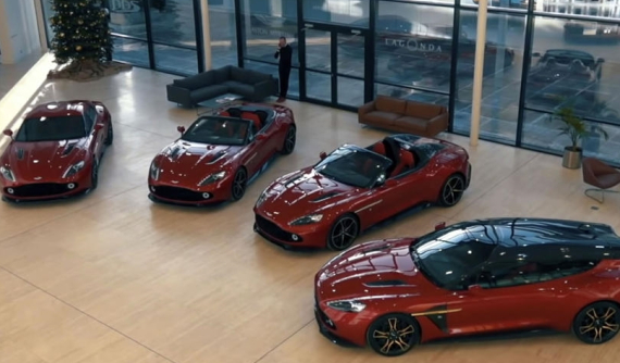 Chuyện hy hữu: Một đại gia mua đến 4 phiên bản Aston Martin Vanquish Zagato