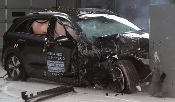 Nhãn hiệu Subaru và Kia xuất sắc dẫn đầu giải thưởng Top Safety Pick+ 2019