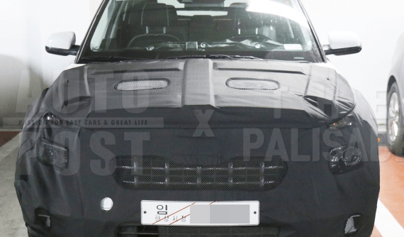 Hyundai Leonis - crossover rẻ hơn Kona - lần đầu tiên bị lộ nội thất