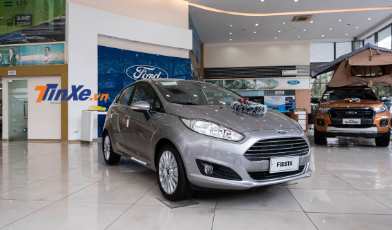 Ford Fiesta được giảm giá kịch sàn để giải quyết hàng tồn