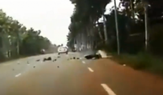 Phóng nhanh vượt ẩu, "phượt thủ" đi Honda Winner 150 trả giá đắt