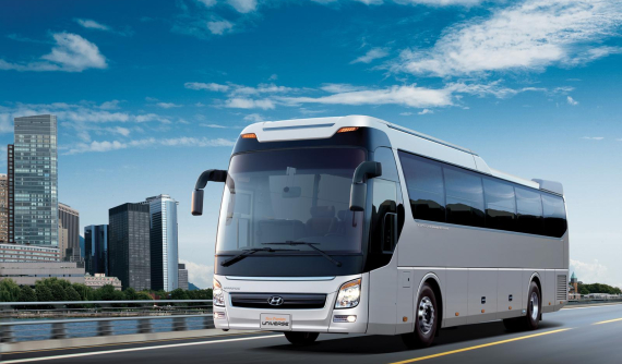 Xe khách Hyundai Universe thế hệ mới ra mắt Việt Nam với giá 3,5 tỷ đồng