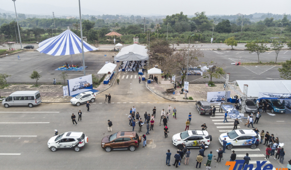 Ngày hội "Small SUV, Big Fun" dành cho những chủ xe Ford EcoSport tại Việt Nam