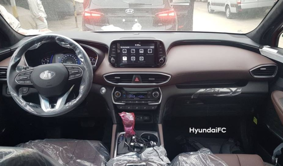 Lần đầu diện kiến nội thất của Hyundai Santa Fe 2019 bản full option