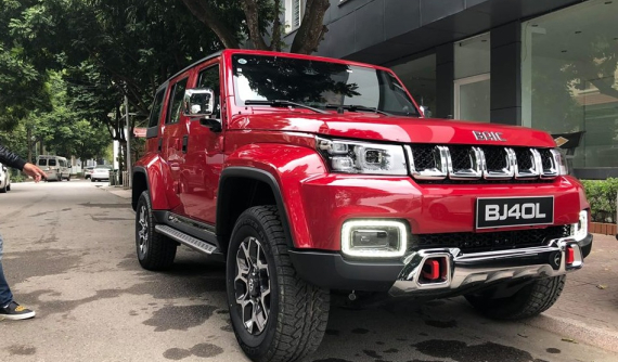BAIC BJ40L Plus 2018 giống xe Jeep và Hummer bất ngờ xuất hiện tại Việt Nam