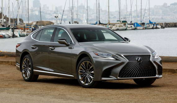Có nguy cơ chết máy, Lexus LS 500 bị triệu hồi tại Việt Nam
