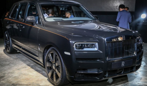 Rolls-Royce Cullinan chốt giá bán siêu đắt đỏ tại Malaysia, nhưng so với giá tại Việt Nam vẫn rẻ hơn 7 tỷ đồng
