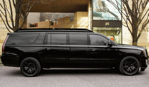 Cadillac Escalade 30” Extended Viceroy Edition 2019 - SUV chống đạn "khủng long"