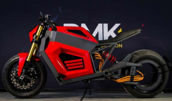 Diện kiến siêu mô tô điện RMK E2 ngoài đời thực