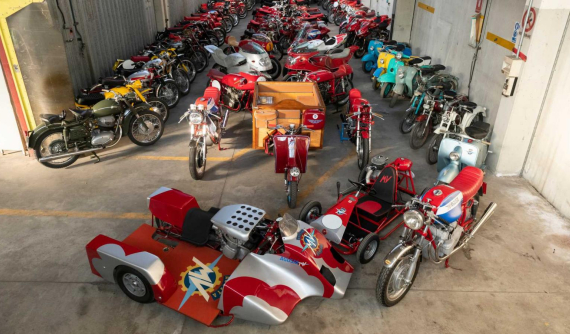 Lác mắt với bộ sưu tập xe MV Agusta cực "khủng" có giá hàng chục tỷ đồng