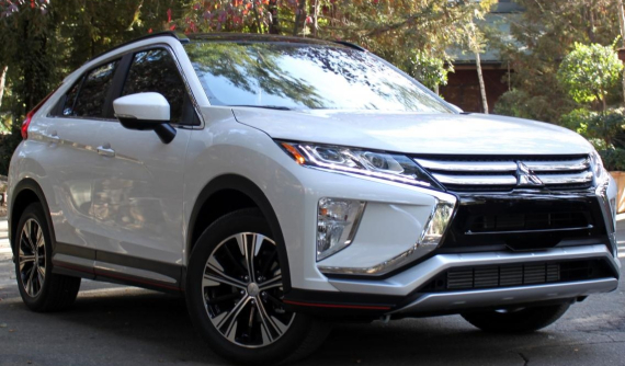 Đánh giá nhanh Mitsubishi Eclipse Cross 2018 bản Mỹ: Khiếm khuyết trên nhiều phương diện