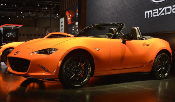 Mazda MX-5 ra mắt bản đặc biệt kỷ niệm 30 năm tuổi với màu cam độc quyền