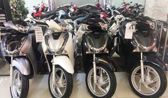 Hết Tết, giá xe Honda SH vẫn chưa có dấu hiệu giảm