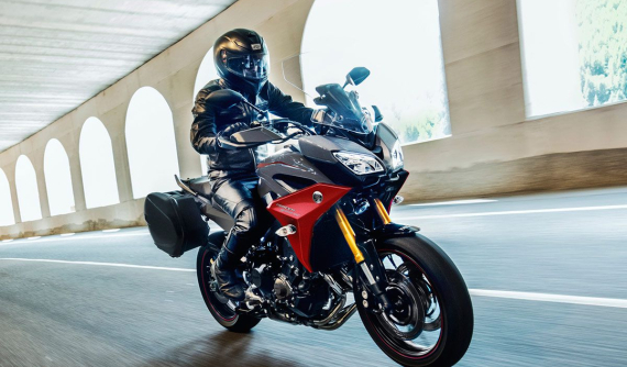 Diện kiến bộ màu "điệu đà" hoàn toàn mới trên Yamaha Tracer 900 và 900 GT 2019