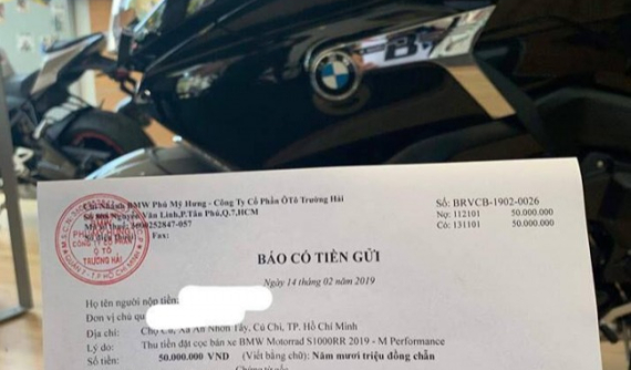 "Dân chơi" Việt đặt cọc mua siêu mô tô BMW S1000RR 2019 M Performance cao cấp