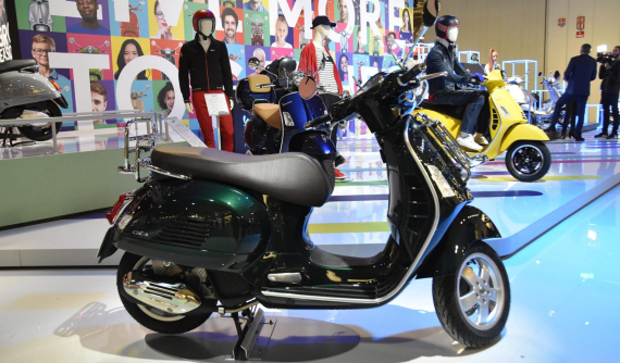 Vespa GTS 300 HPE - Mẫu Vespa mạnh nhất được chính thức bán ra với giá 7.000 USD