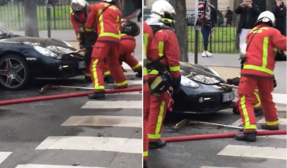 Lính cứu hỏa bị chê cười vì hì hục cạy nắp capô để tìm động cơ của chiếc Porsche Cayman bị cháy