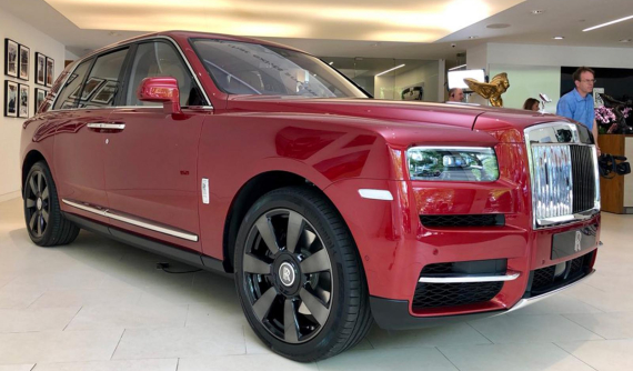 Mẫu Cullinan bán chạy đến mức Rolls-Royce không theo kịp nhu cầu người mua