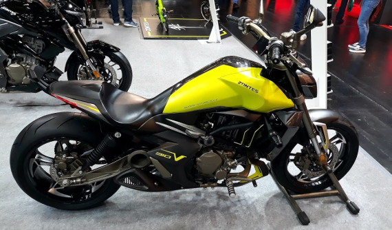 Zontes 310V - Xe Trung Quốc có ngoại hình lai tạp được bán với mức giá gần 100 triệu đồng