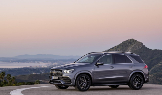 Mercedes-AMG GLE 53 2020 trình làng với động cơ mạnh mẽ và hệ thống treo thông minh