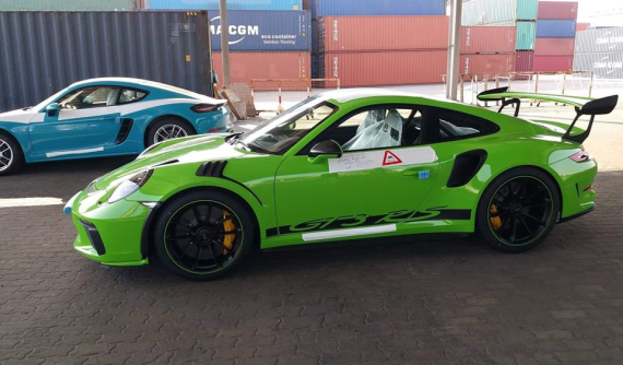 Siêu xe Porsche 911 GT3 RS đời 2019 thứ 3 về Việt Nam, độ chịu chơi của nhà giàu Việt ngày càng lớn