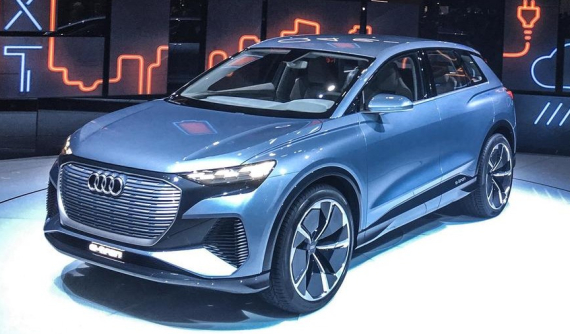 Audi bất ngờ vén màn Q4 E-tron, chuẩn bị bán vào năm sau