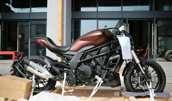 Benelli 502C - "Tiểu Ducati Diavel" được nghi là đã có mặt tại Việt Nam