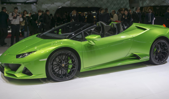 "Tắc kè" Lamborghini Huracan Evo mui trần khoe dáng tại triển lãm Geneva 2019