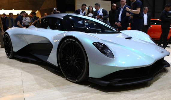 Aston Martin AM-RB 003 vén màn tại Geneva 2019 - Siêu xe Hybrid đến từ tương lai