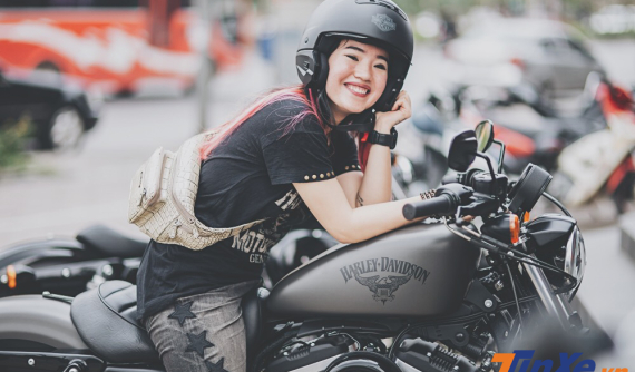 Hiền "Bư": Cô thợ làm da dễ thương với "người tình" khác biệt, chiếc Harley-Davidson Iron 883