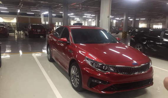 Kia Optima 2019 có mặt tại đại lý Việt Nam với một số nâng cấp nhẹ