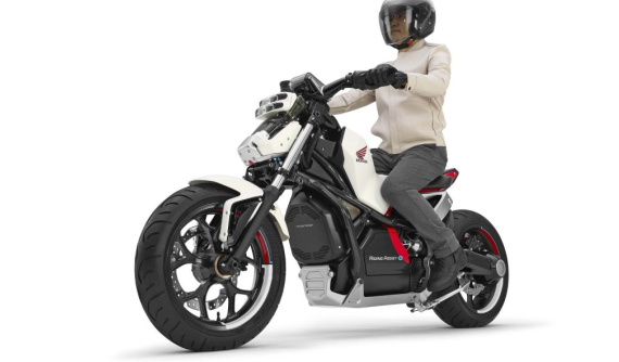 Xe điện tự cân bằng Honda Riding Assist-e sắp được đưa vào sản xuất hàng loạt
