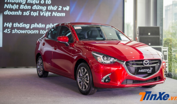 Đi ngược làn sóng giảm giá, Mazda2 lặng lẽ tăng giá nhẹ, có thêm màu mới