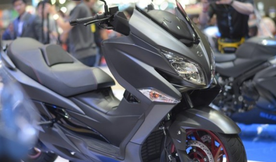 Xe ga phân khối lớn Suzuki Burgman 400 ra mắt tại Thái Lan