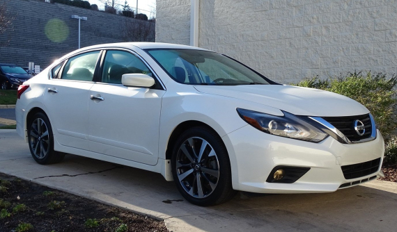 Nissan Altima và Toyota Camry là hai mẫu xe đời mới bị ăn trộm nhiều nhất ở Mỹ