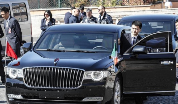 Khám phá chiếc Hồng Kỳ N501 tháp tùng ông Tập Cận Bình trong chuyến thăm chính thức châu Âu