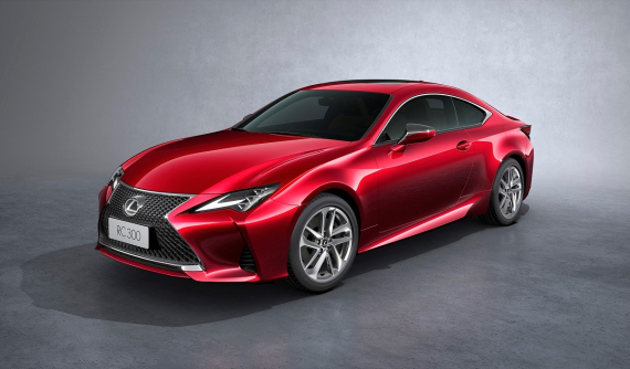 Giá từ 3,27 tỷ đồng, coupe thể thao Lexus RC 300 2019 sẵn sàng chinh phục người Việt