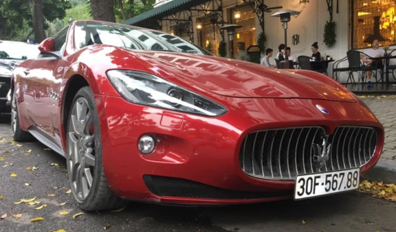 "Vua đinh ba" Maserati GranTurismo đeo "biển sảnh" đẹp mắt của nữ doanh nhân Hà Nội
