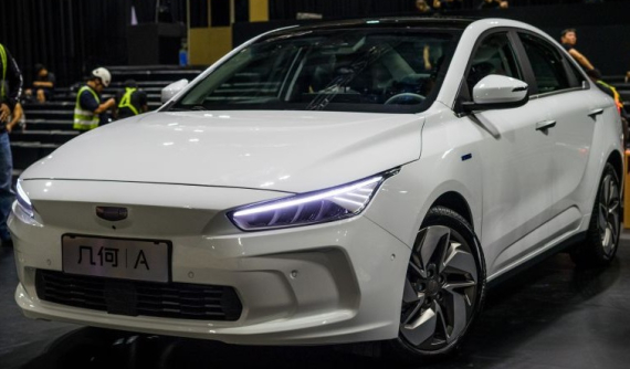 Geometry A - Xe điện di chuyển 500 km, trang bị màn hình cảm ứng 12,3 inch của Geely chính thức ra mắt