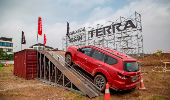 Nissan Việt Nam mạnh tay giảm giá xe, tối đa 60 triệu đồng