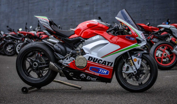 Siêu mô tô Ducati Panigale V4 phiên bản tôn vinh Nicky Hayden lộ diện