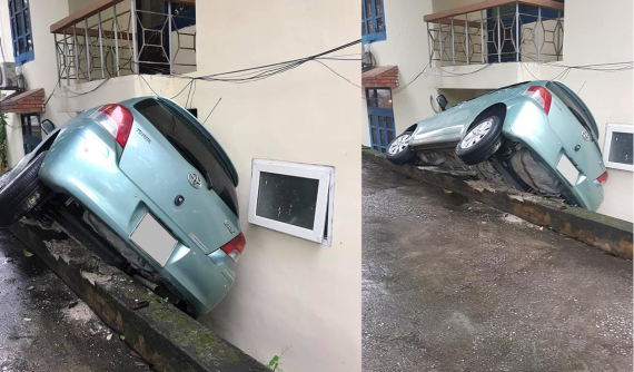 Thái Nguyên: Nữ tài xế nhầm chân ga và chân thắng khiến Toyota Yaris gặp nạn "khó đỡ"