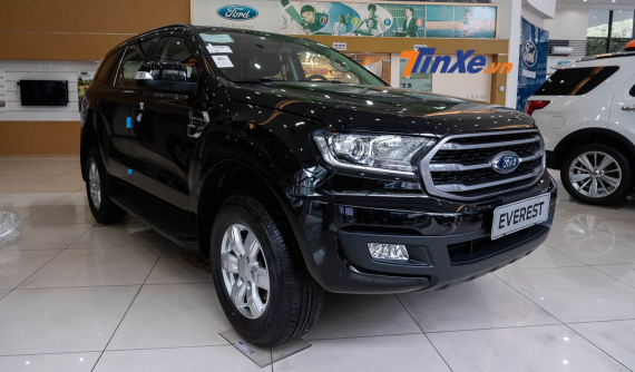 Ford Everest được giảm giá "tất tay" tại đại lý để kéo khách