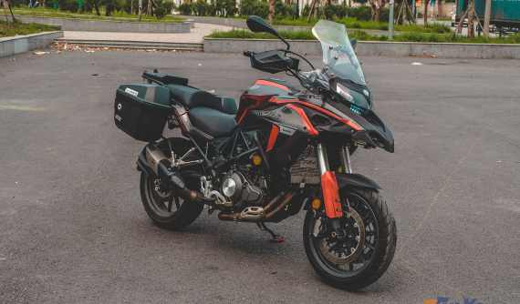 Đánh giá Benelli TRK 502 2018: Hiệu năng vượt giá trị, mẫu Adventure tầm trung giá tốt nhất Việt Nam