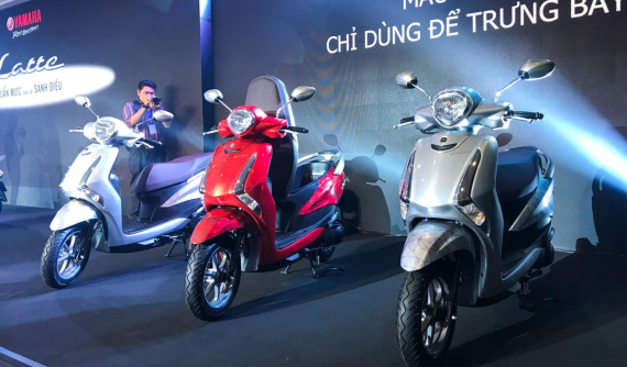 Ngắm xe tay ga Yamaha Latte qua bộ tem cá tính dành cho "bóng hồng"